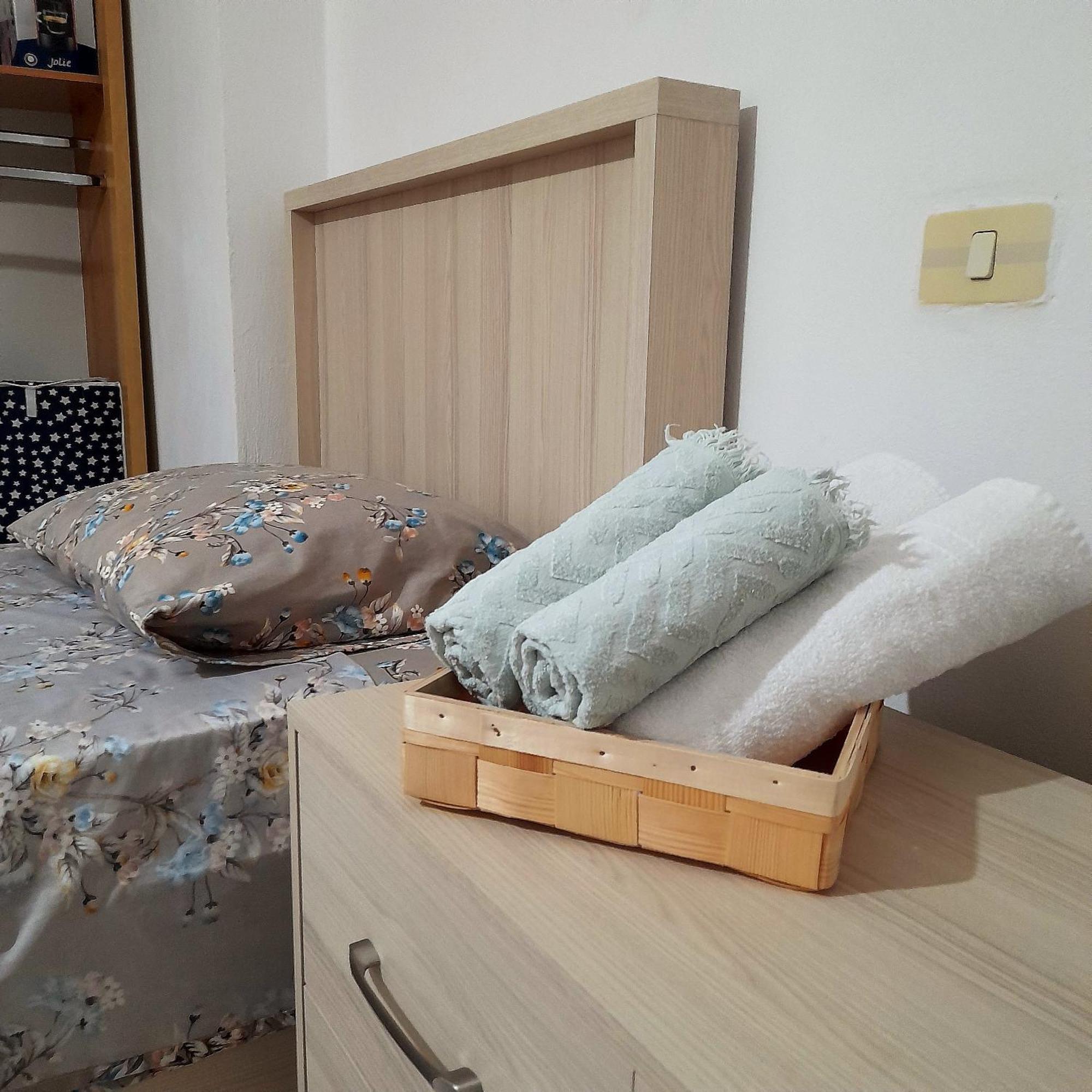 Apartament Port View *